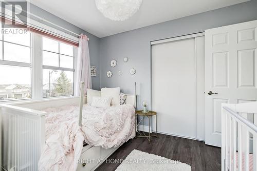 339 Eucalyptus Circle, Ottawa, ON - Indoor Photo Showing Bedroom