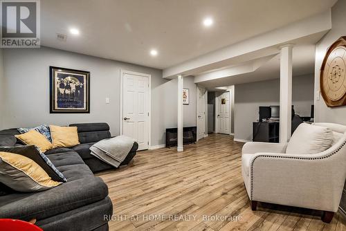 339 Eucalyptus Circle, Ottawa, ON - Indoor Photo Showing Bedroom