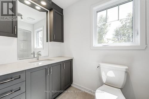 201 Peacock Drive, Russell, ON - Indoor Photo Showing Bathroom