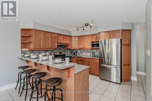 61 Marsh Crescent, Guelph (Pine Ridge), ON - Indoor Photo Showing Kitchen