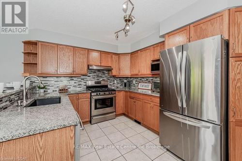 61 Marsh Crescent, Guelph (Pine Ridge), ON - Indoor Photo Showing Kitchen