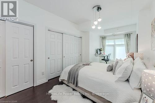 319 - 106 Bard Boulevard, Guelph (Pine Ridge), ON - Indoor Photo Showing Bedroom