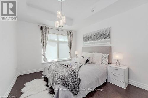 319 - 106 Bard Boulevard, Guelph (Pine Ridge), ON - Indoor Photo Showing Bedroom