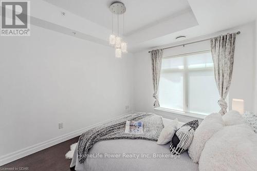 319 - 106 Bard Boulevard, Guelph (Pine Ridge), ON - Indoor Photo Showing Bedroom