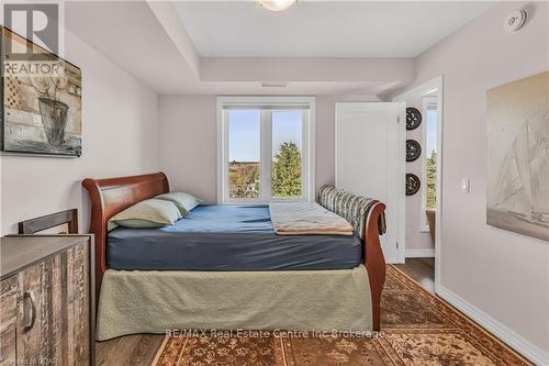 408 - 104 Summit Ridge Drive, Guelph (Grange Hill East), ON - Indoor Photo Showing Bedroom