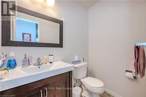 59 - 153 Janefield Avenue, Guelph (Hanlon Creek), ON - Indoor Photo Showing Bathroom