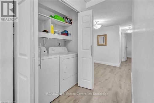 205 - 358 Waterloo Avenue, Guelph (Central West), ON - Indoor Photo Showing Laundry Room