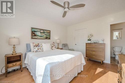 D403 - 71 Bayberry Drive, Guelph (Village), ON - Indoor Photo Showing Bedroom