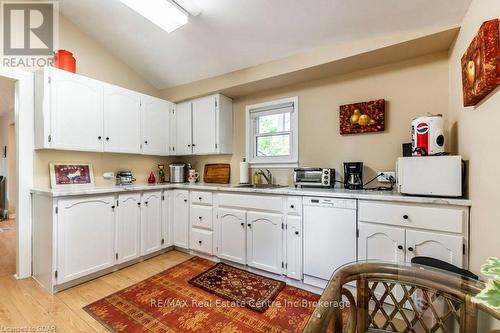 377 York Road, Guelph (Two Rivers), ON - Indoor Photo Showing Kitchen