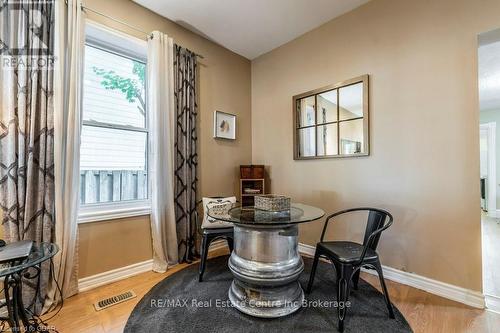 377 York Road, Guelph (Two Rivers), ON - Indoor Photo Showing Dining Room