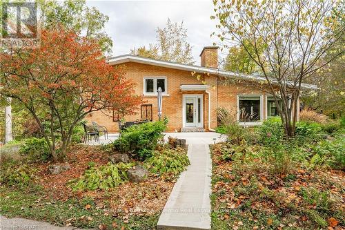 1825 Victoria Road S, Guelph (Guelph South), ON - Outdoor