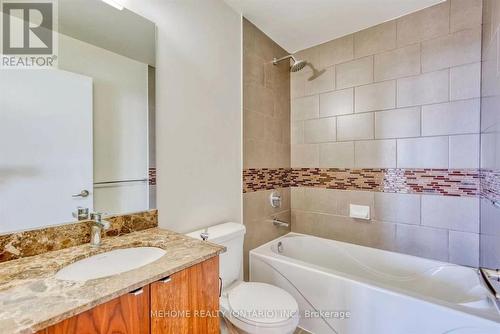 2303 - 4099 Brickstone Mews, Mississauga, ON - Indoor Photo Showing Bathroom