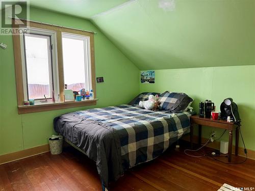 107 Carl Avenue W, Langenburg, SK - Indoor Photo Showing Bedroom