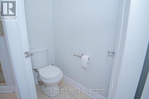 50 Islandview Way, Hamilton, ON - Indoor Photo Showing Bathroom