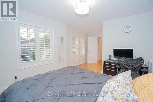 50 Islandview Way, Hamilton, ON - Indoor Photo Showing Bedroom