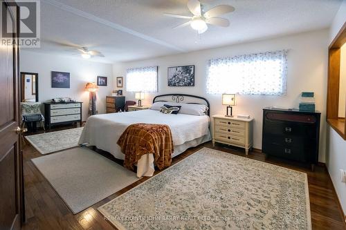 48 Nelson Street, Quinte West, ON - Indoor Photo Showing Bedroom