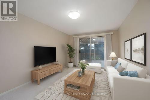 1858 Appleford Street, Ottawa, ON - Indoor Photo Showing Living Room