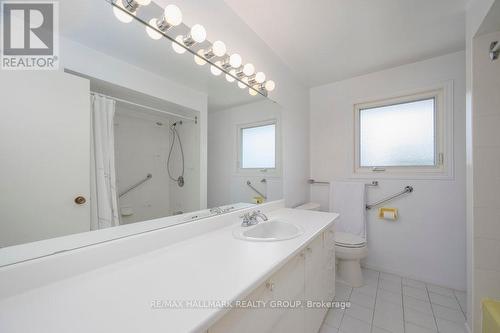 1858 Appleford Street, Ottawa, ON - Indoor Photo Showing Bathroom