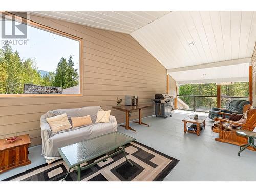 2510 Samuelson Road, Sicamous, BC - Outdoor With Deck Patio Veranda With Exterior