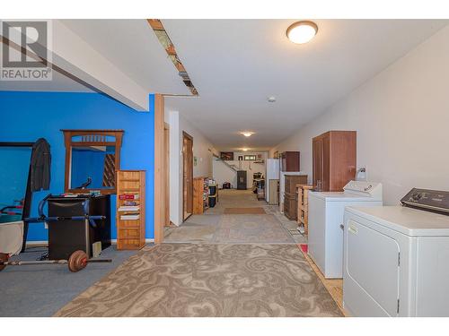 2510 Samuelson Road, Sicamous, BC - Indoor Photo Showing Laundry Room