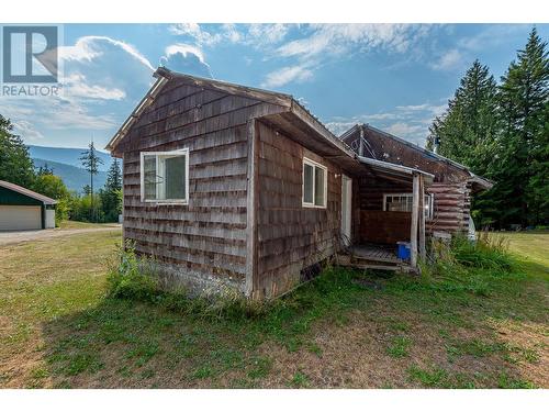 2510 Samuelson Road, Sicamous, BC - Outdoor