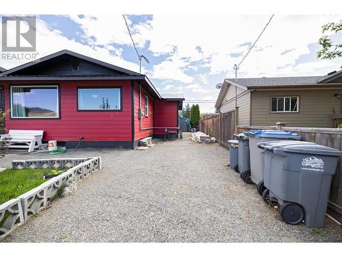 209 Thrupp Street, Kamloops, BC - Outdoor With Exterior