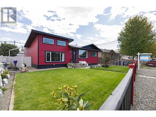 209 Thrupp Street, Kamloops, BC - Outdoor