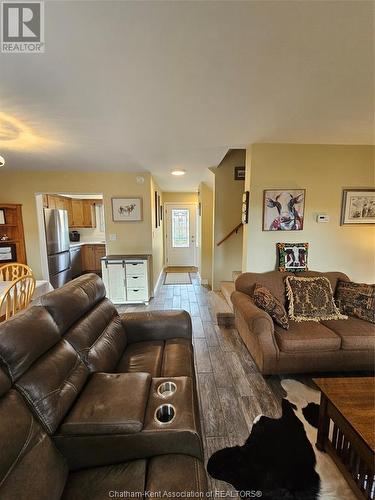 393 Baldoon Road Unit# 27, Chatham, ON - Indoor Photo Showing Living Room