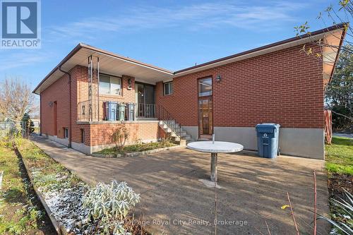 9 Blackbird Crescent, Guelph (Victoria North), ON - Outdoor With Deck Patio Veranda