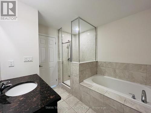 155 Danzatore Path, Oshawa, ON - Indoor Photo Showing Bathroom