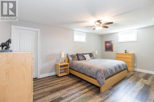 16 Boothby Crescent, Springwater, ON - Indoor Photo Showing Bedroom