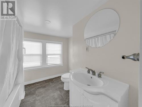 2596 Jos St. Louis Avenue, Windsor, ON - Indoor Photo Showing Bathroom