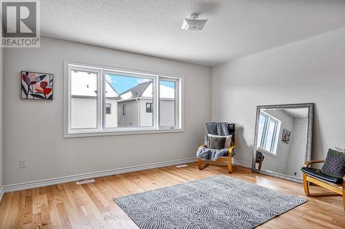 25 Durham Avenue, Barrie, ON - Indoor