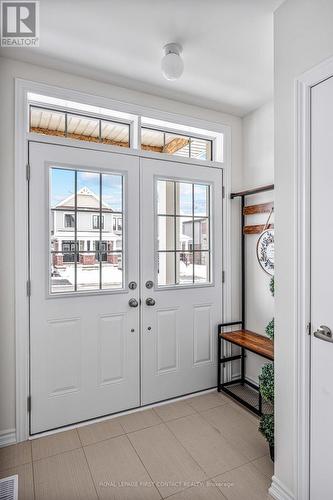 25 Durham Avenue, Barrie, ON - Indoor Photo Showing Other Room