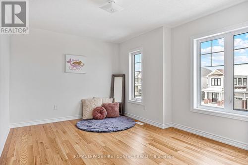 25 Durham Avenue, Barrie, ON - Indoor Photo Showing Other Room