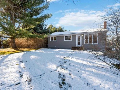 12 Blomidon View Drive, Port Williams, NS 