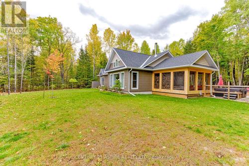 761 Forest Park Road, Laurentian Valley, ON - Outdoor With Deck Patio Veranda