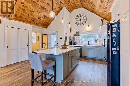 761 Forest Park Road, Laurentian Valley, ON - Indoor Photo Showing Kitchen