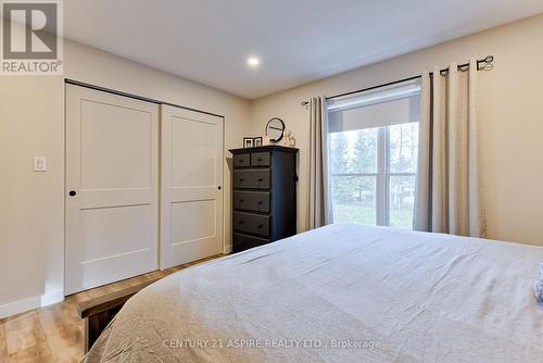 761 Forest Park Road, Laurentian Valley, ON - Indoor Photo Showing Bedroom