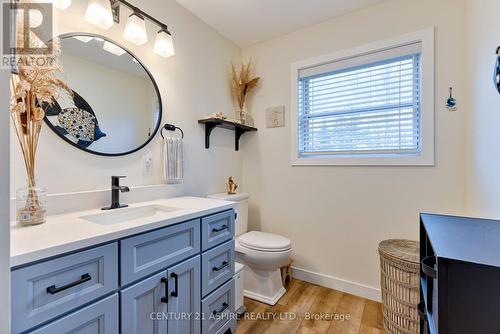 761 Forest Park Road, Laurentian Valley, ON - Indoor Photo Showing Bathroom