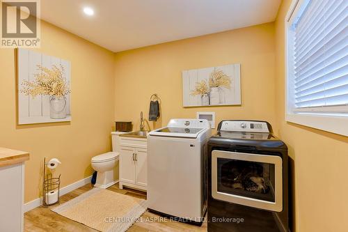 761 Forest Park Road, Laurentian Valley, ON - Indoor Photo Showing Laundry Room