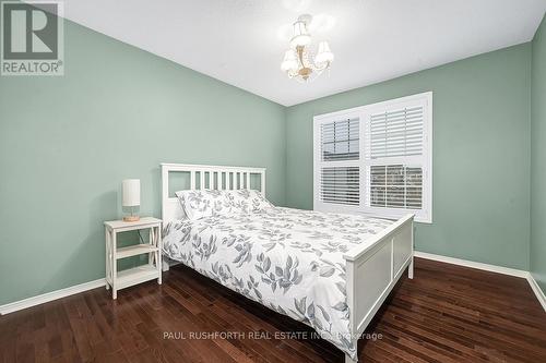 2040 Oakbrook Circle, Ottawa, ON - Indoor Photo Showing Bedroom