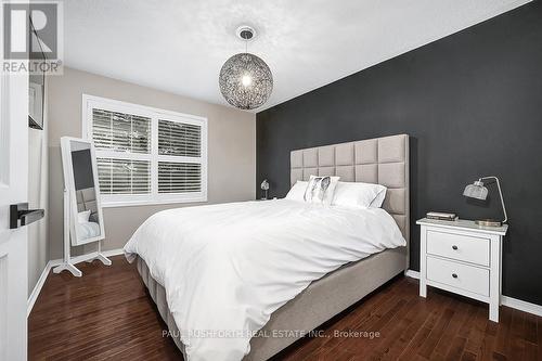 2040 Oakbrook Circle, Ottawa, ON - Indoor Photo Showing Bedroom