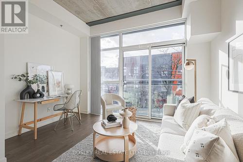 204 - 41 Ossington Avenue, Toronto, ON - Indoor Photo Showing Living Room