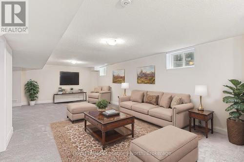 75 Kari Crescent, Collingwood, ON - Indoor Photo Showing Living Room