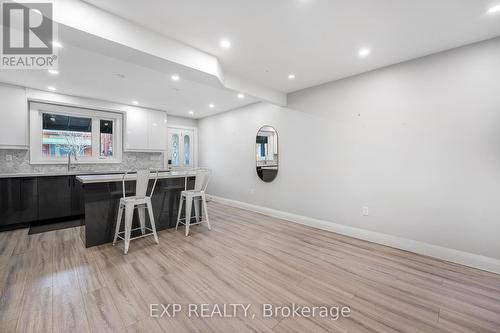 165 Claremont Street, Toronto, ON - Indoor