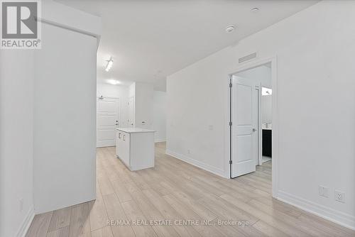 2603 - 36 Elm Drive, Mississauga, ON - Indoor Photo Showing Other Room