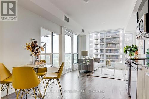 812 - 10 De Boers Drive, Toronto, ON - Indoor