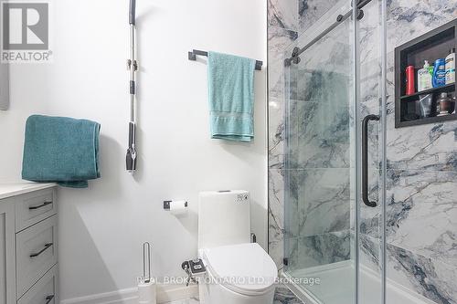 10 Costner Place, Caledon, ON - Indoor Photo Showing Bathroom