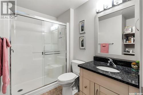 121 1025 Moss Avenue, Saskatoon, SK - Indoor Photo Showing Bathroom